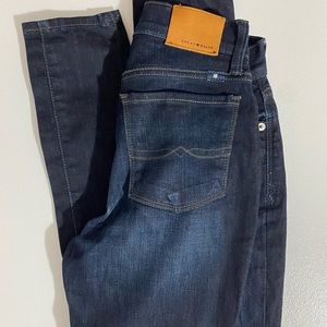 Dark blue Jean, lucky brand size 24, full length